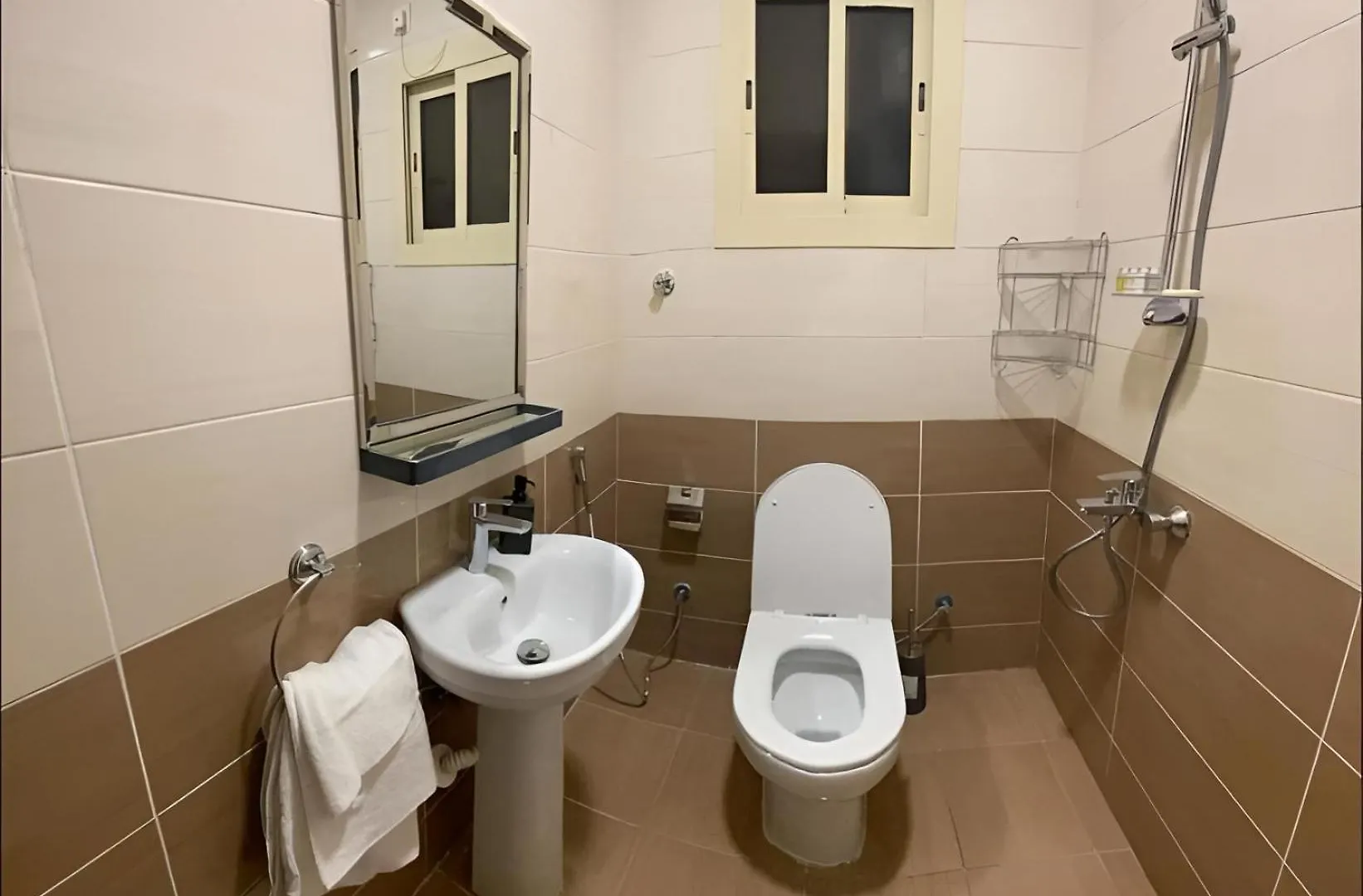 Luxurious 2-Bedroom Apartment In Batha Quraish Mecca Saudi Arabia
